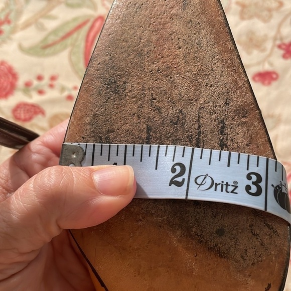 Chanel Semi Point Mustard Black Detail Slingback Shoe - Picture 15 of 16